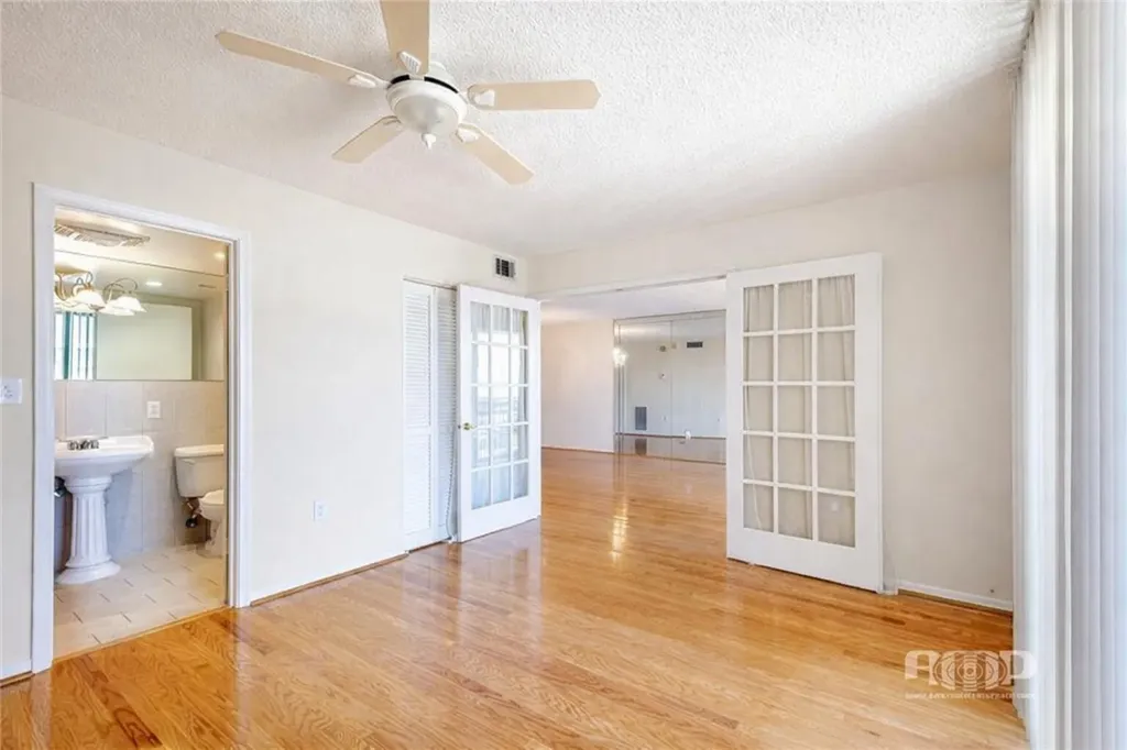 3100 NE 48th Street Fort Lauderdale FL 33308