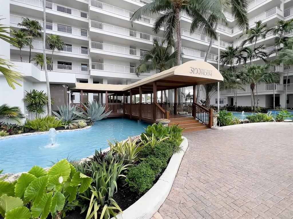 3100 NE 48th Street Fort Lauderdale FL 33308