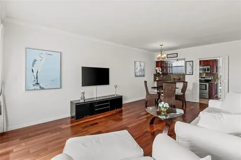 1900 S Ocean Drive Fort Lauderdale FL 33316