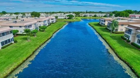 268 Saxony F Delray Beach FL 33446