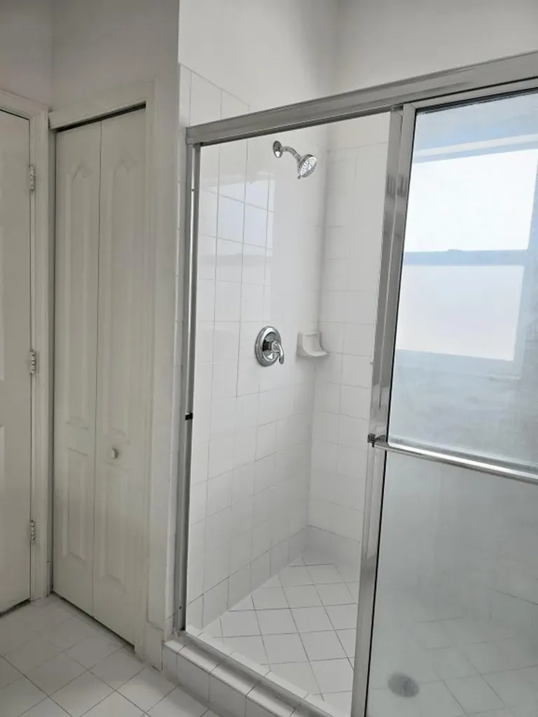 10589 NW 56th Place Coral Springs FL 33076