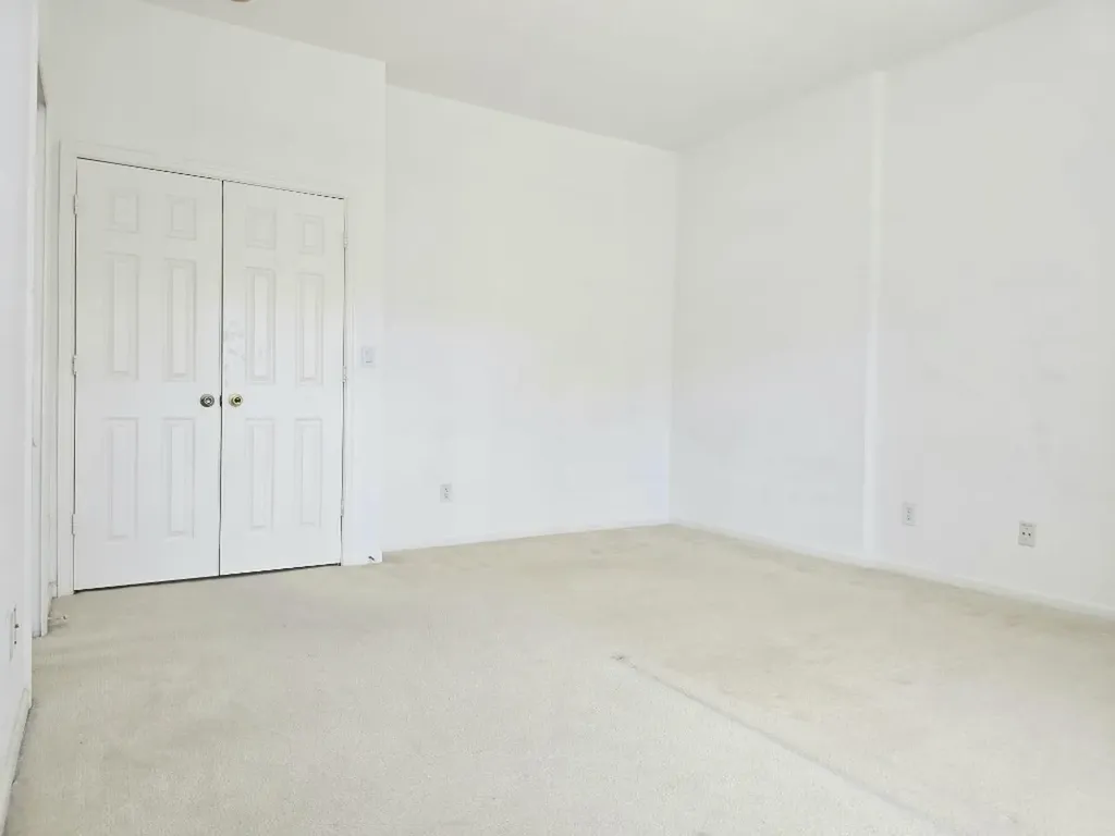 10589 NW 56th Place Coral Springs FL 33076