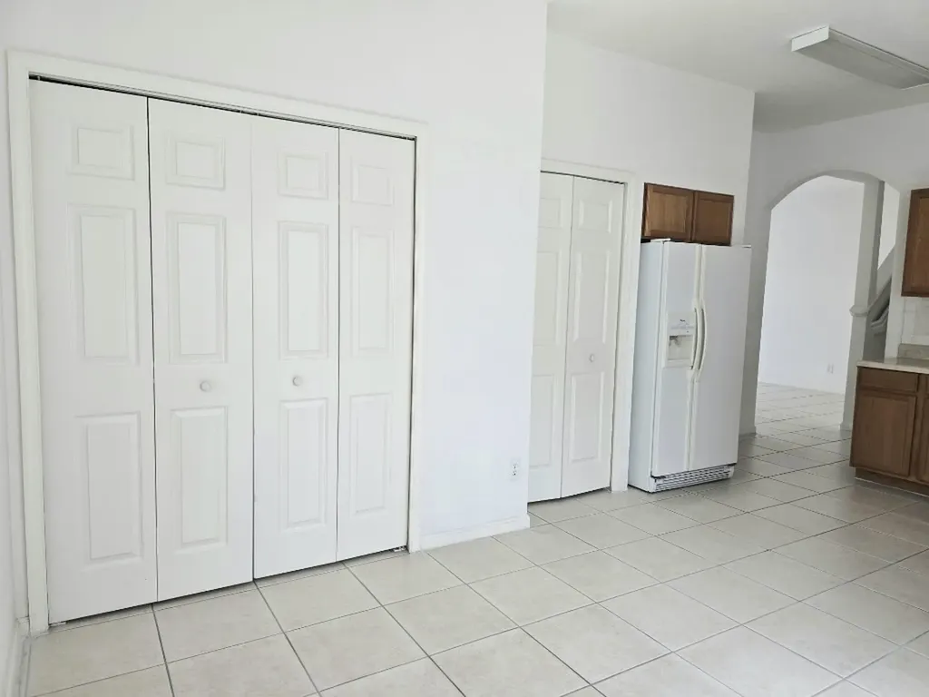 10589 NW 56th Place Coral Springs FL 33076