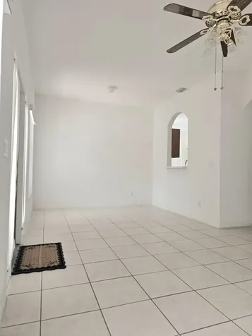 10589 NW 56th Place Coral Springs FL 33076