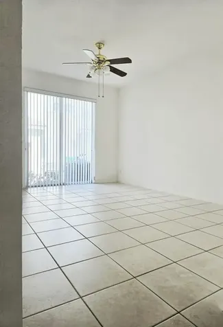 10589 NW 56th Place Coral Springs FL 33076