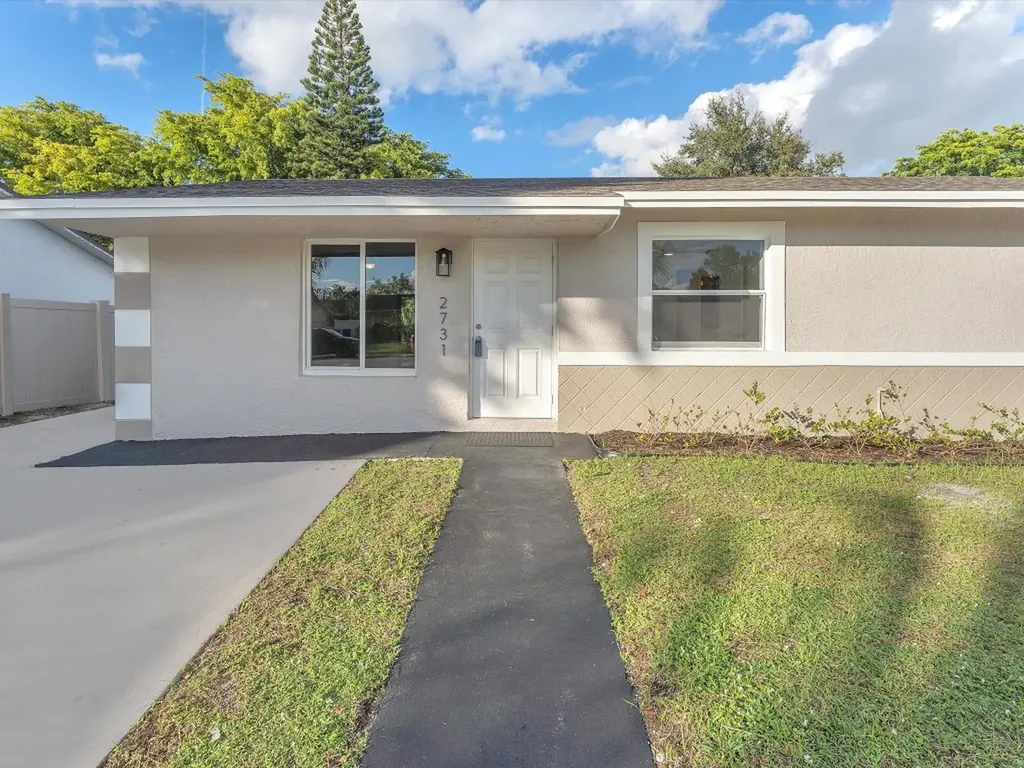 2731 NW 9th Street Pompano Beach FL 33069