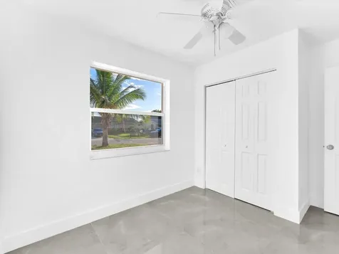 2731 NW 9th Street Pompano Beach FL 33069