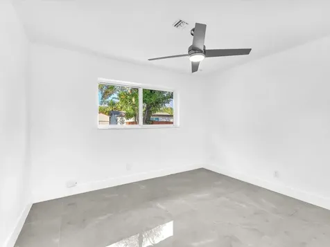 2731 NW 9th Street Pompano Beach FL 33069