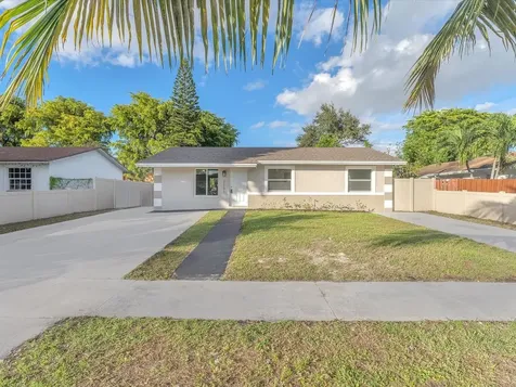 2731 NW 9th Street Pompano Beach FL 33069