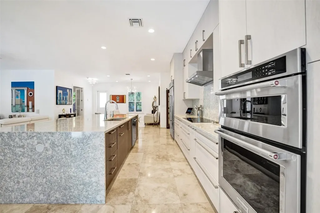 517 NE 11th Avenue Fort Lauderdale FL 33301