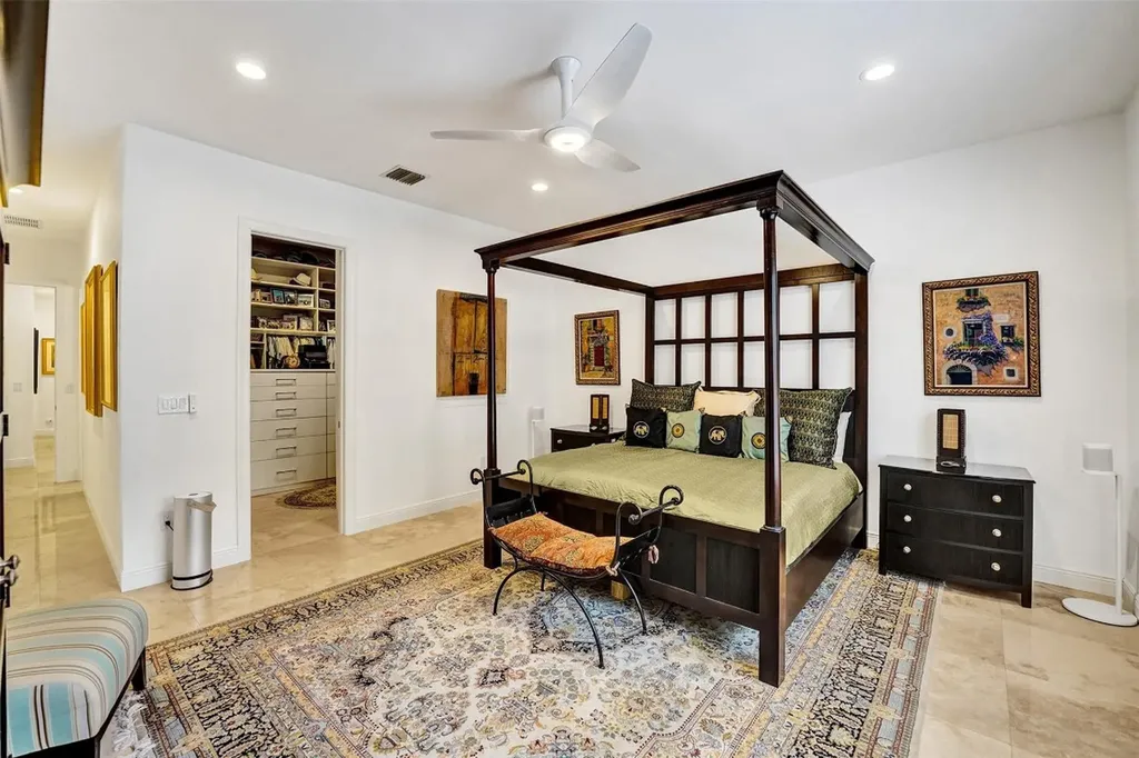 517 NE 11th Avenue Fort Lauderdale FL 33301