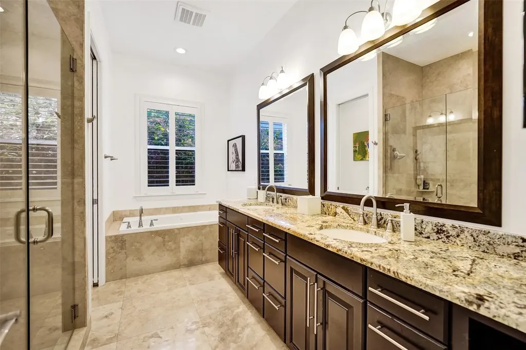 517 NE 11th Avenue Fort Lauderdale FL 33301