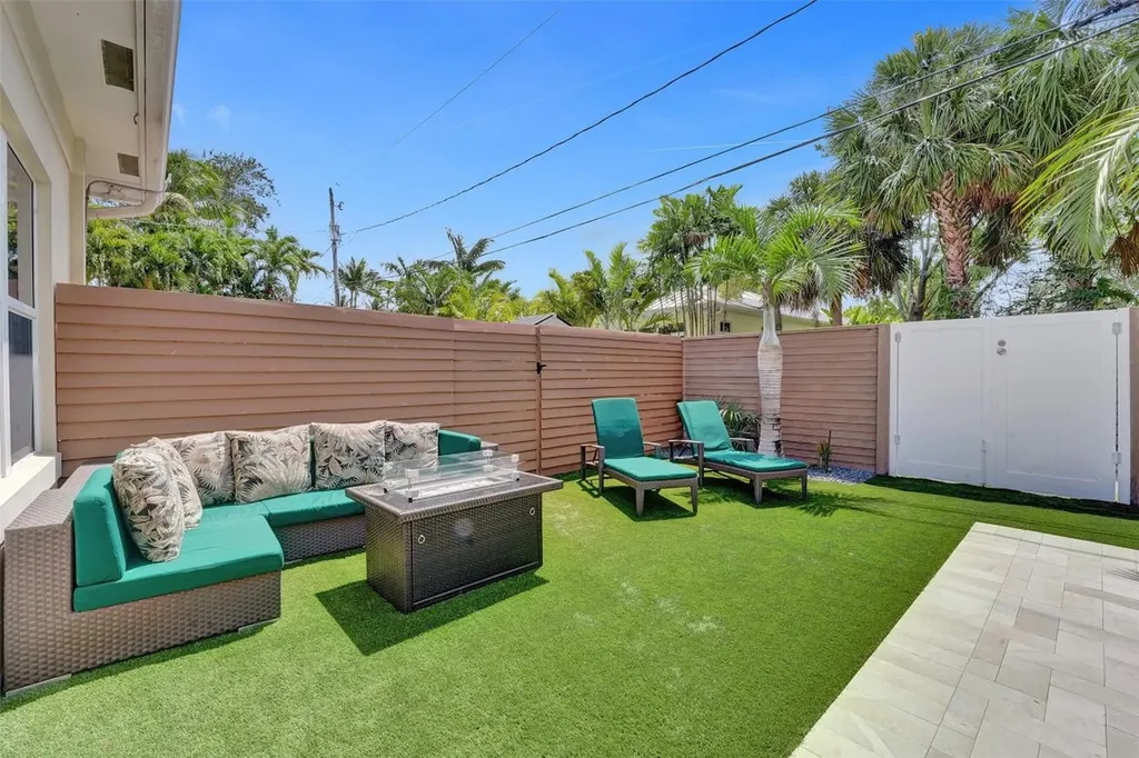 517 NE 11th Avenue Fort Lauderdale FL 33301