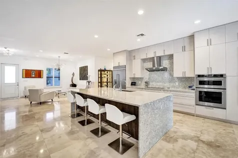 517 NE 11th Avenue Fort Lauderdale FL 33301