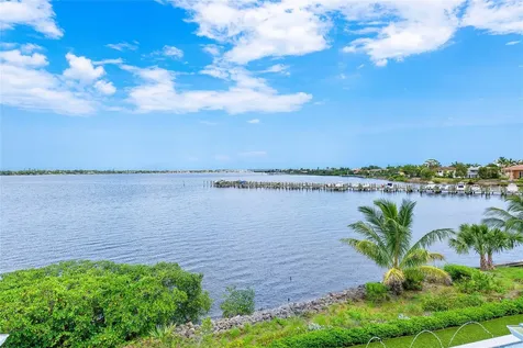 2842 SW Rivers End Way Palm City FL 34990