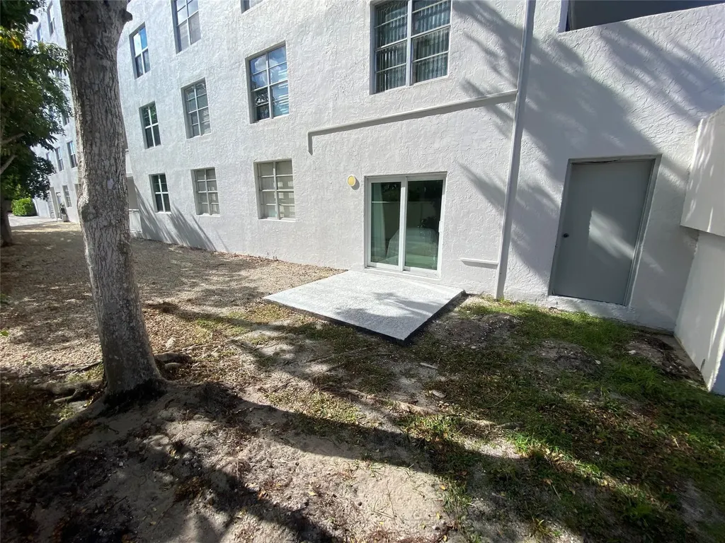 6000 NE 22nd Way Fort Lauderdale FL 33308