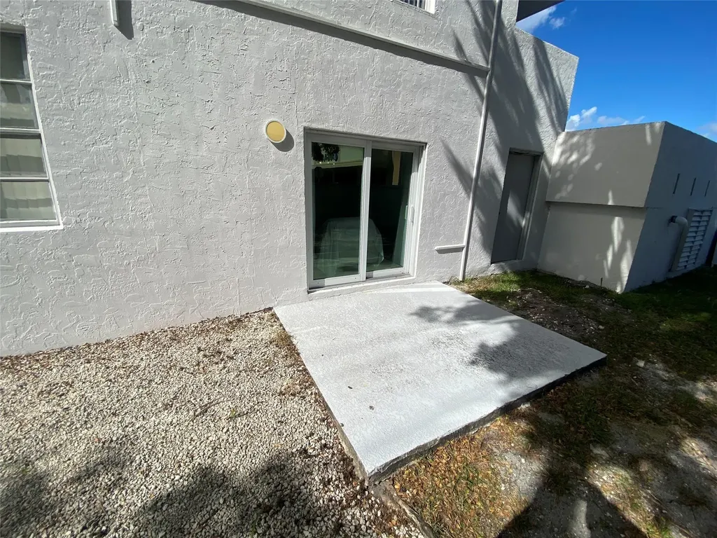 6000 NE 22nd Way Fort Lauderdale FL 33308