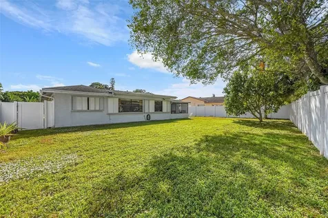 6411 NW 89th Avenue Tamarac FL 33321