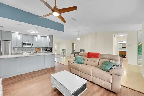 6411 NW 89th Avenue Tamarac FL 33321
