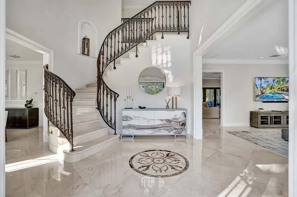 73 Nurmi Drive Fort Lauderdale FL 33301