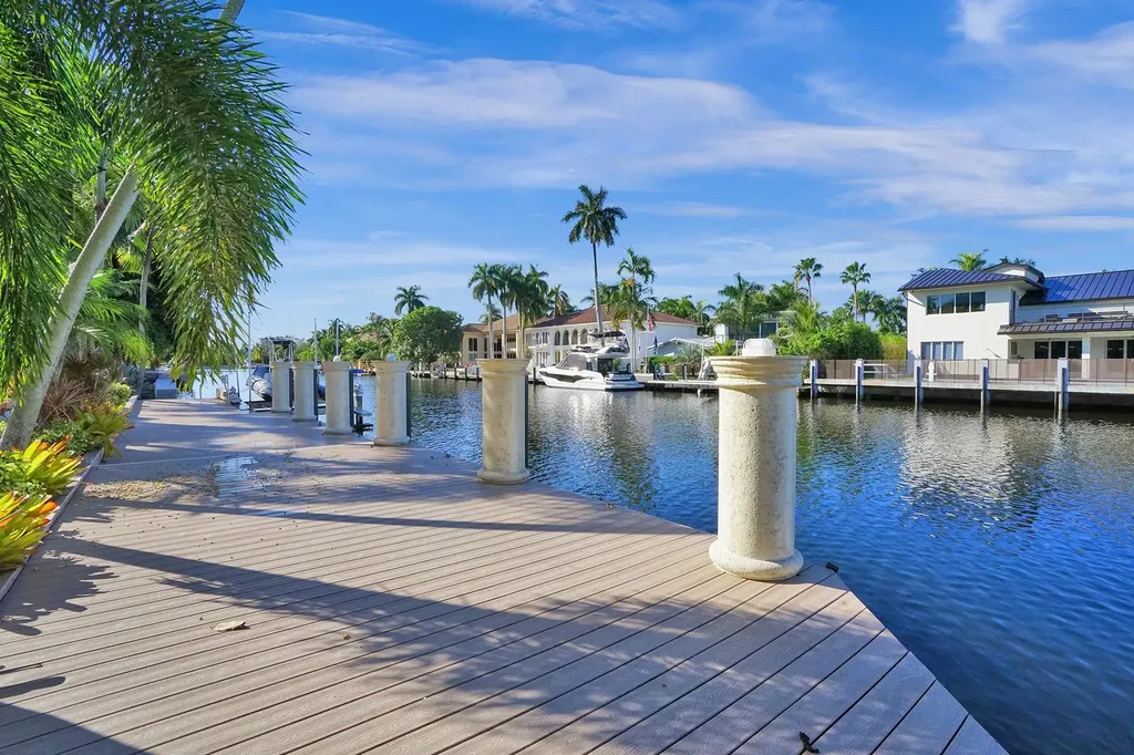 73 Nurmi Drive Fort Lauderdale FL 33301