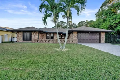 766 SE Cavern Avenue Port St Lucie FL 34983