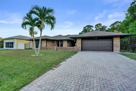 766 SE Cavern Avenue Port St Lucie FL 34983