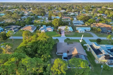 766 SE Cavern Avenue Port St Lucie FL 34983