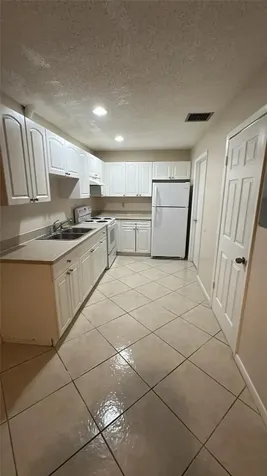 2004 S 10th Street Fort Pierce FL 34950