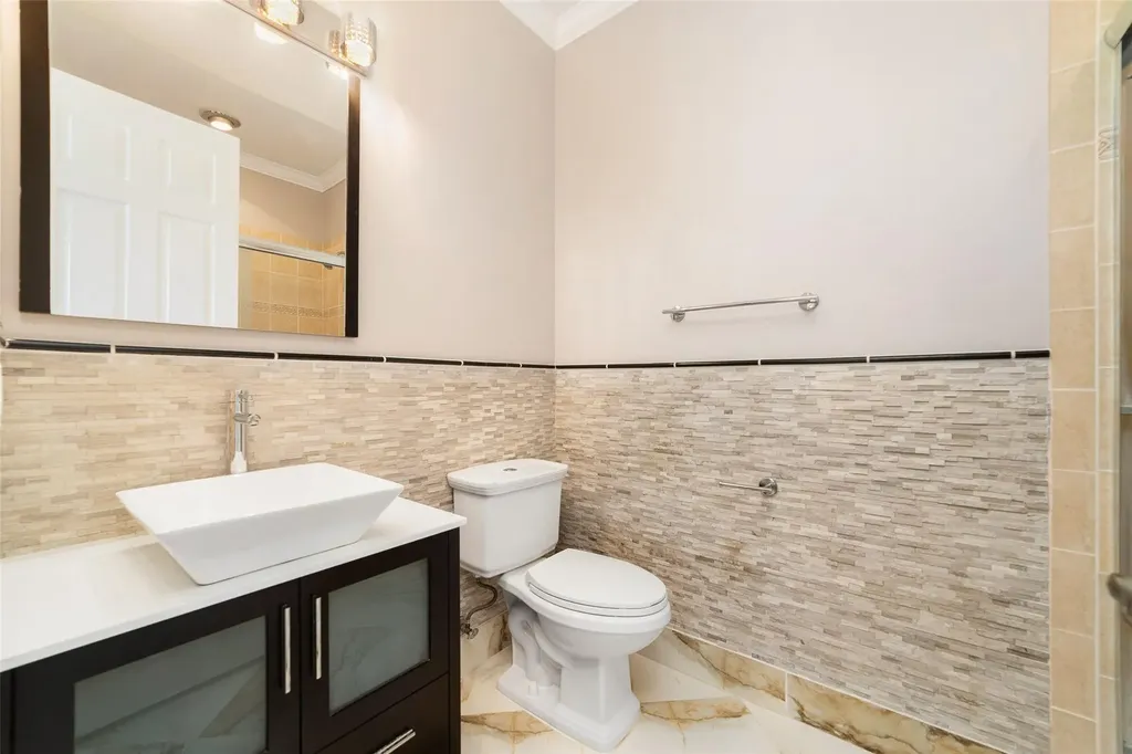 1323 Via De Pepi Boynton Beach FL 33426
