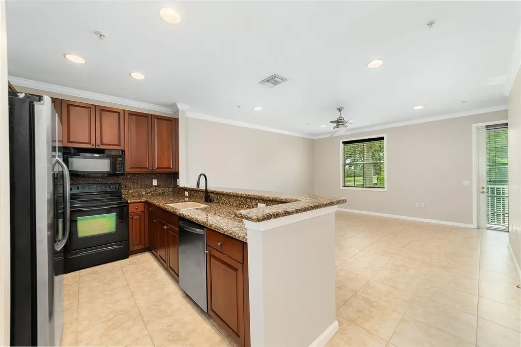 1323 Via De Pepi Boynton Beach FL 33426