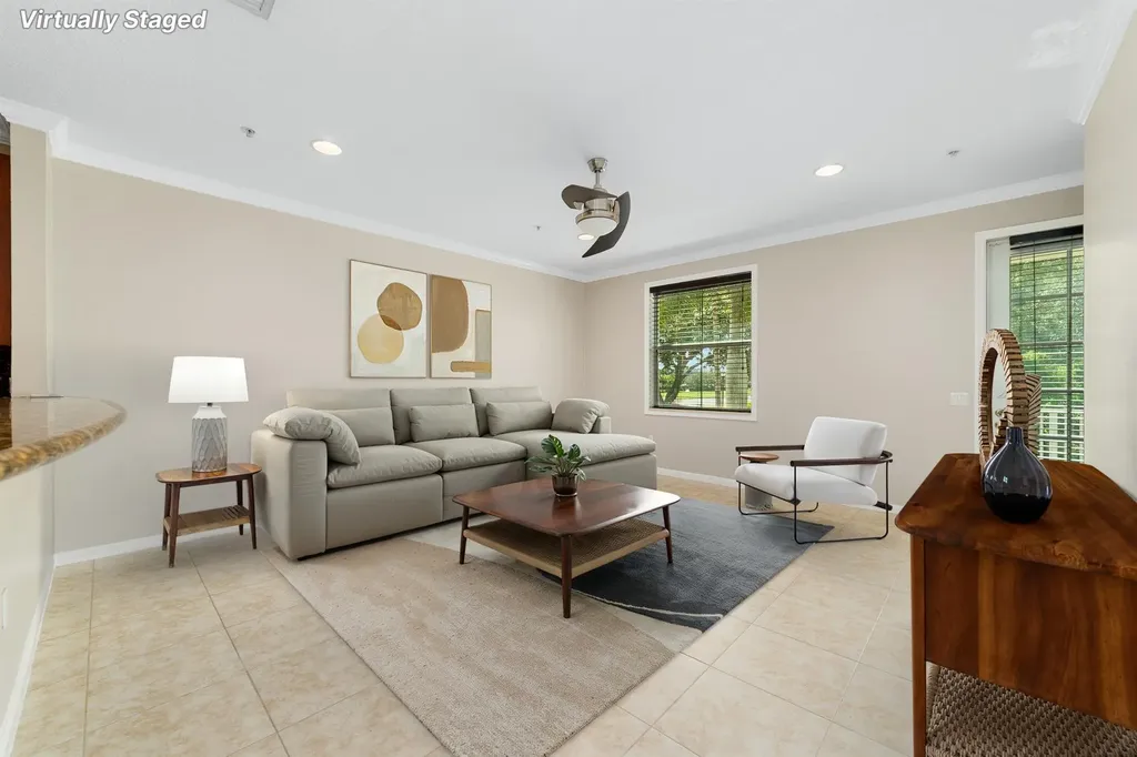 1323 Via De Pepi Boynton Beach FL 33426