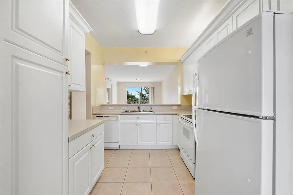 7765 Yardley Drive Fort Lauderdale FL 33321