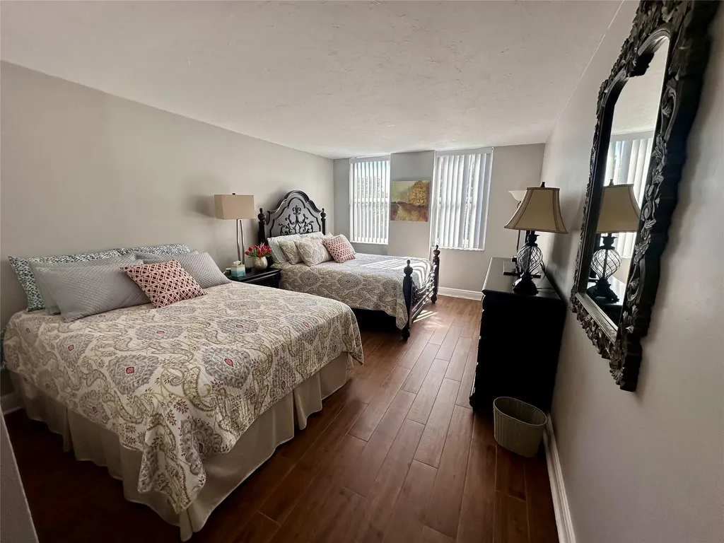 1147 Hillsboro Mile Hillsboro Beach FL 33062