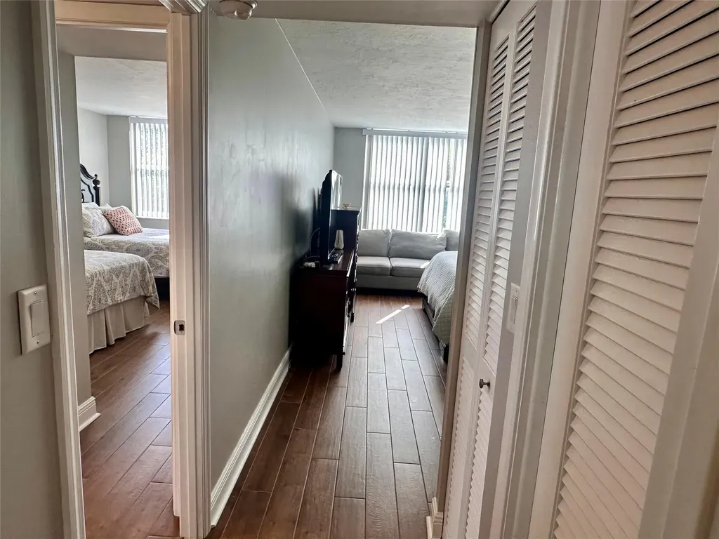 1147 Hillsboro Mile Hillsboro Beach FL 33062
