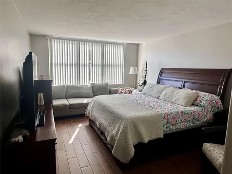 1147 Hillsboro Mile Hillsboro Beach FL 33062