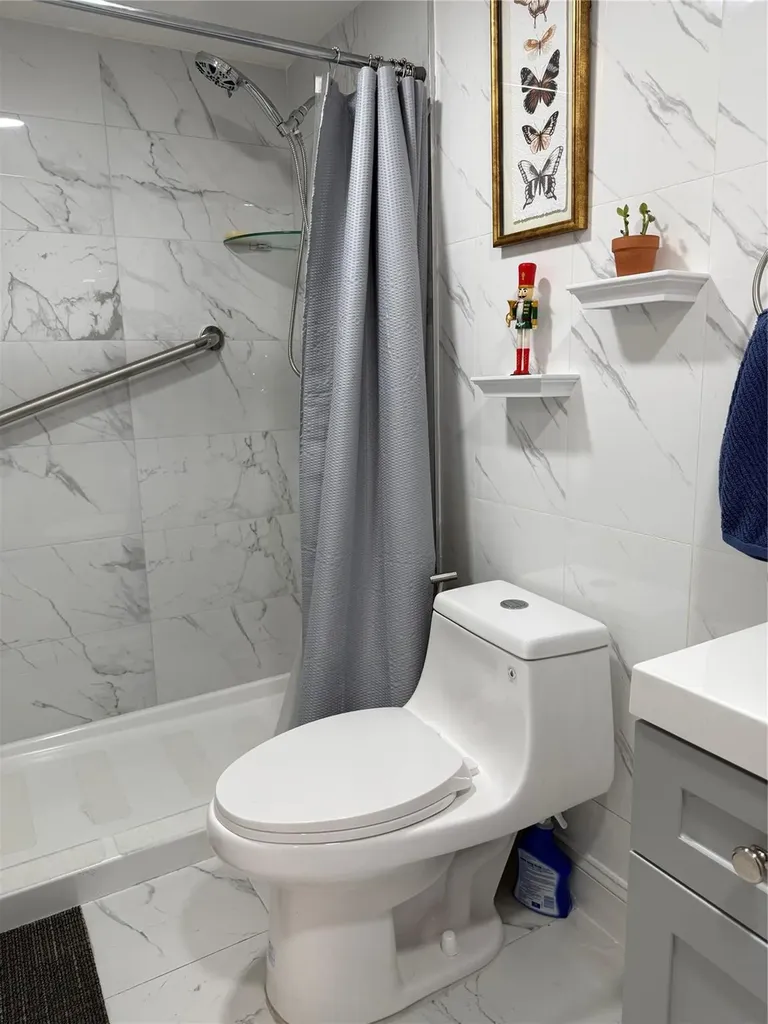 10905 W Clairmont Circle Tamarac FL 33321