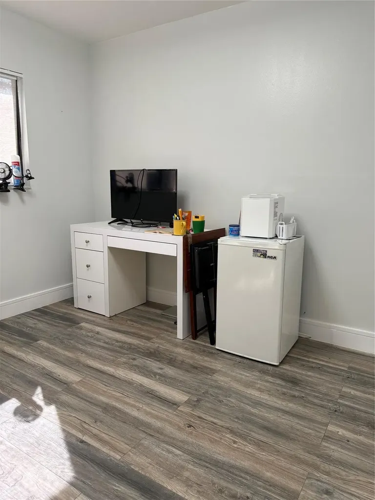 10905 W Clairmont Circle Tamarac FL 33321