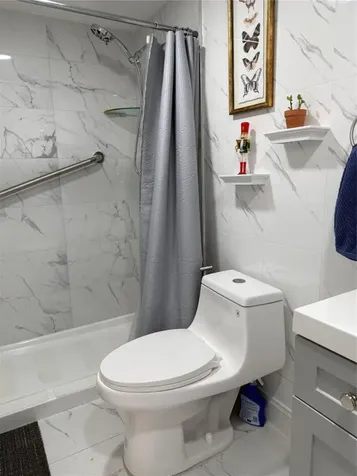 10905 W Clairmont Circle Fort Lauderdale FL 33321