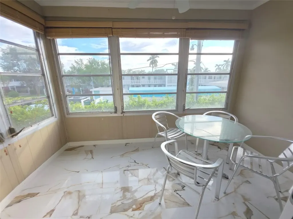 2131 NE 42nd Court Lighthouse Point FL 33064