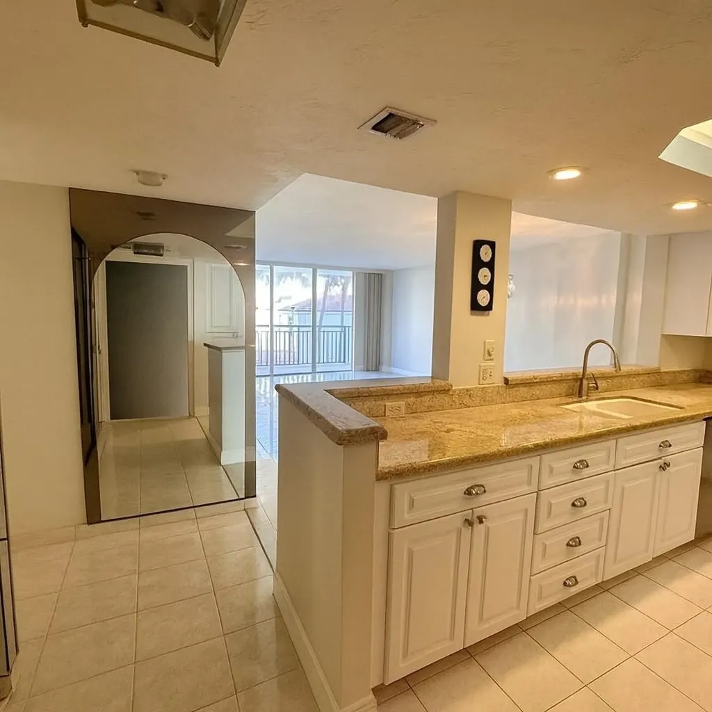 1149 Hillsboro Mile Hillsboro Beach FL 33062