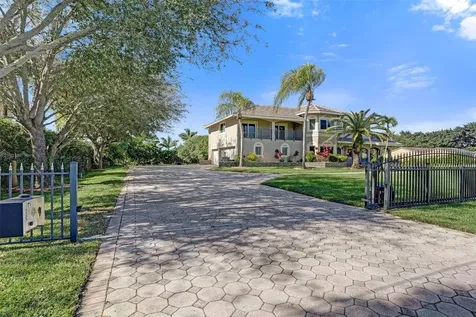 3061 SW 117th Avenue Davie FL 33330
