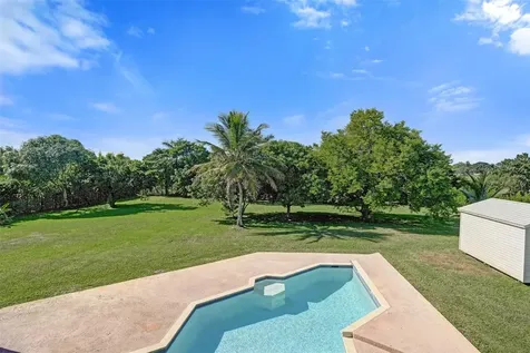 3061 SW 117th Avenue Davie FL 33330