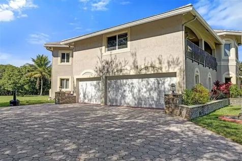 3061 SW 117th Avenue Davie FL 33330