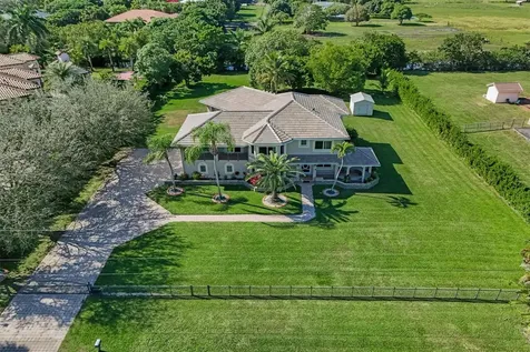 3061 SW 117th Avenue Davie FL 33330