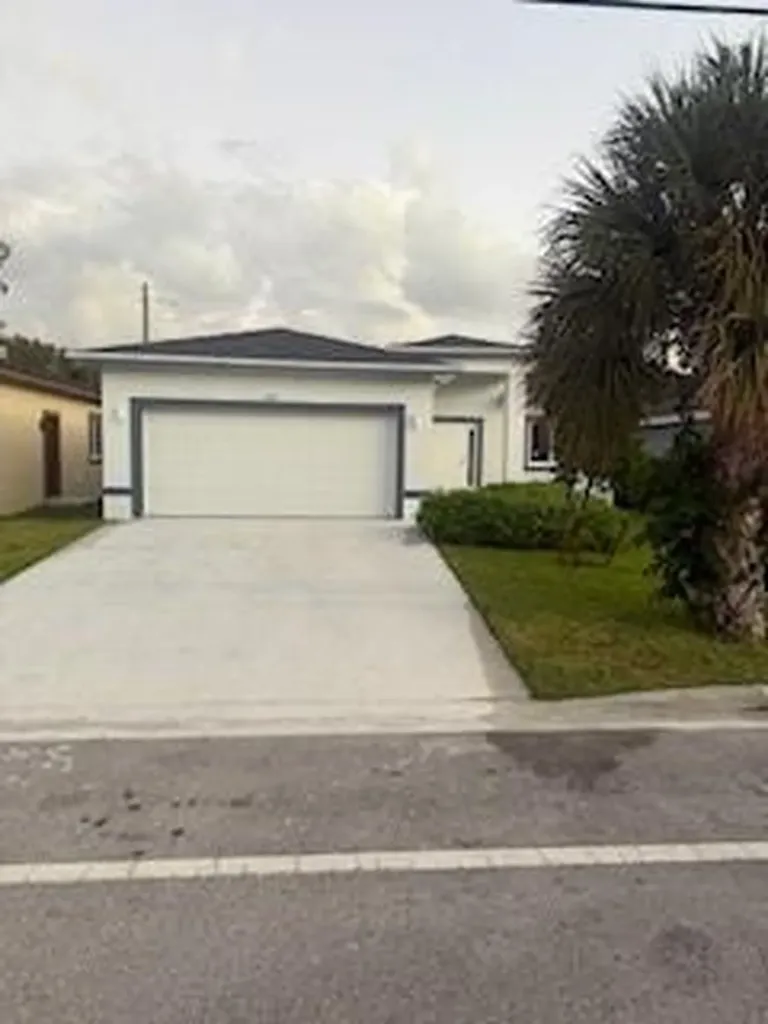 2987 NW 9th Street Fort Lauderdale FL 33311