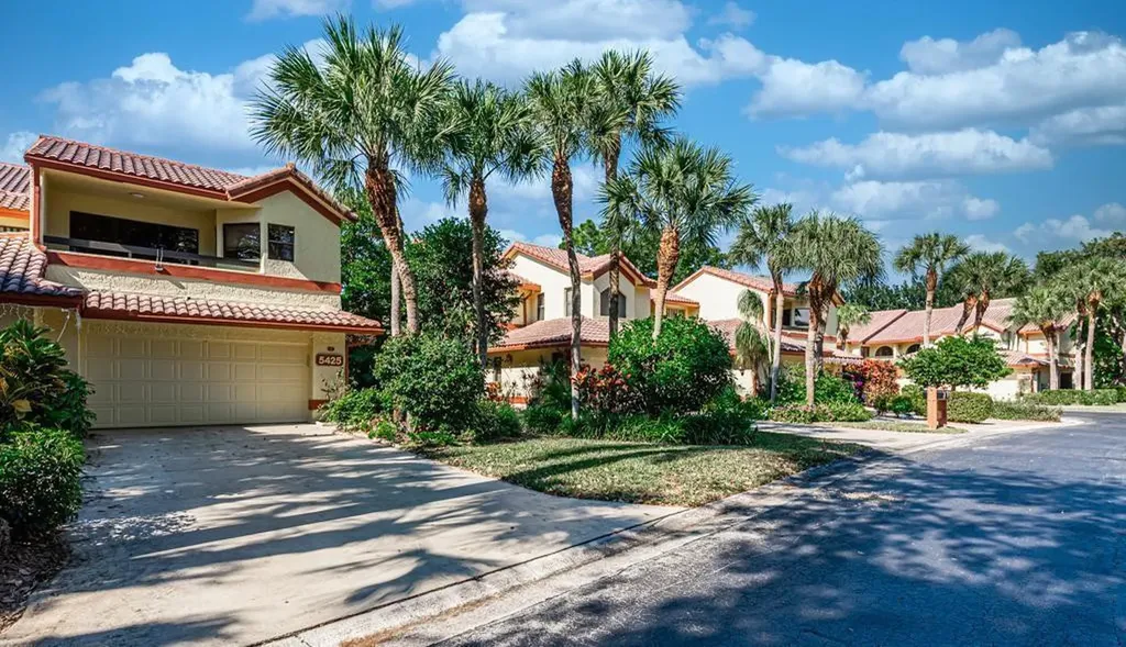 5425 10th Fairway Drive Delray Beach FL 33484