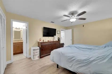 1910 Coquina Way Coral Springs FL 33071