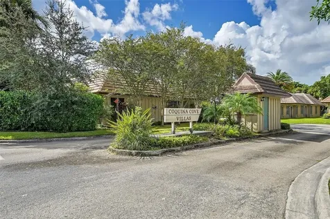 1910 Coquina Way Coral Springs FL 33071