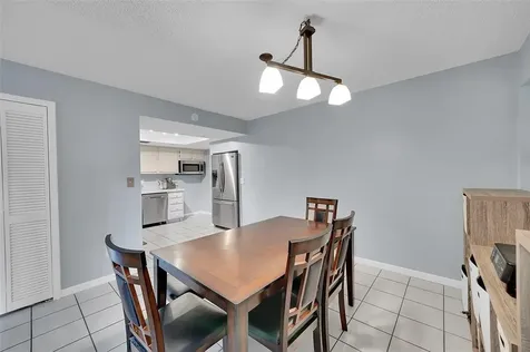 1910 Coquina Way Coral Springs FL 33071